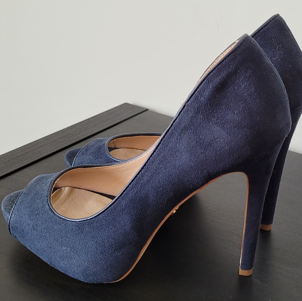 Blue Suede Morgane de Toi shoes 7.5